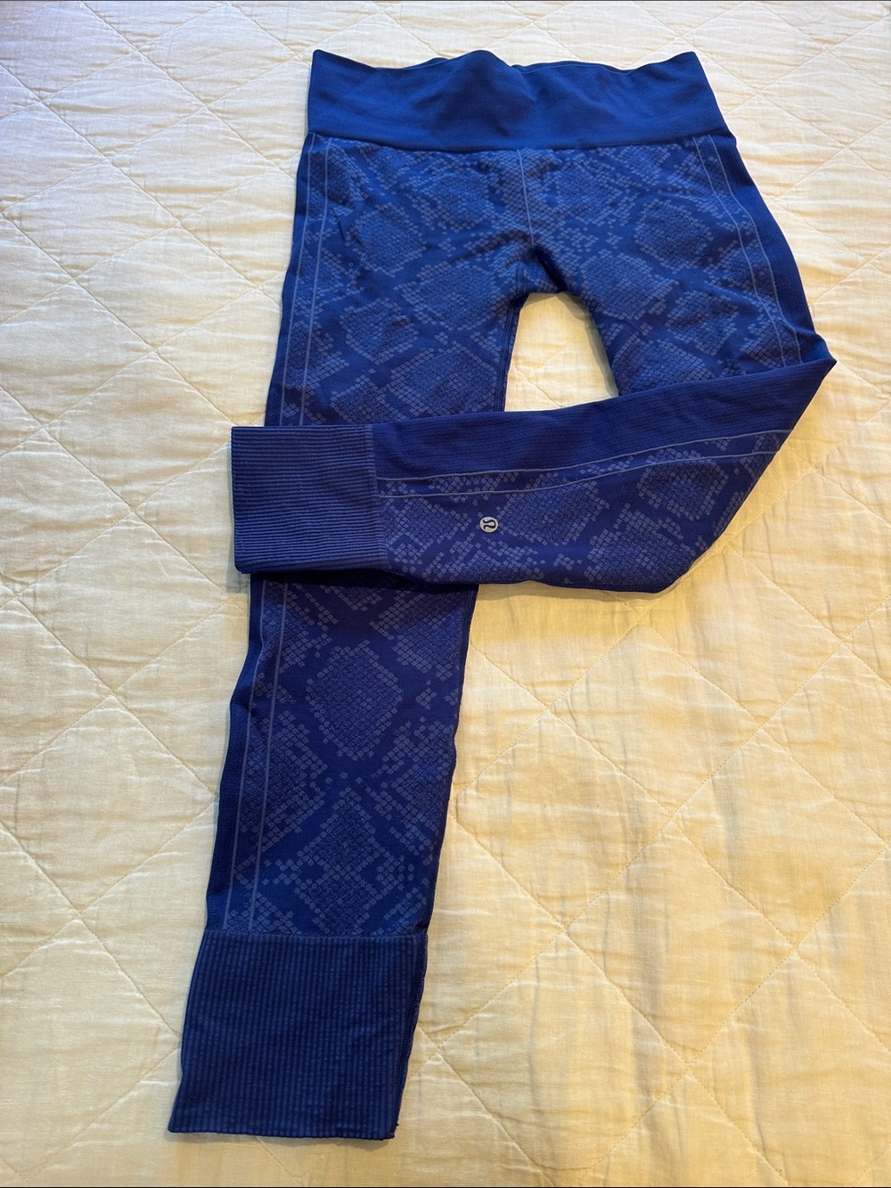 Lululemon Blue Leggings - EUC
